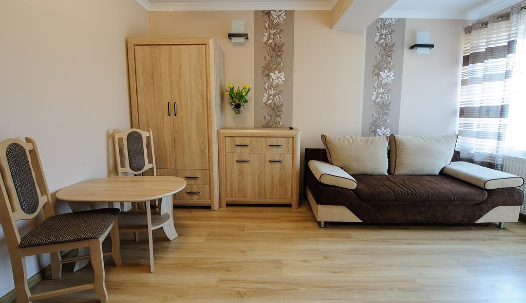 Pokoje I Apartamenty Iwona Ciechocinek Extérieur photo